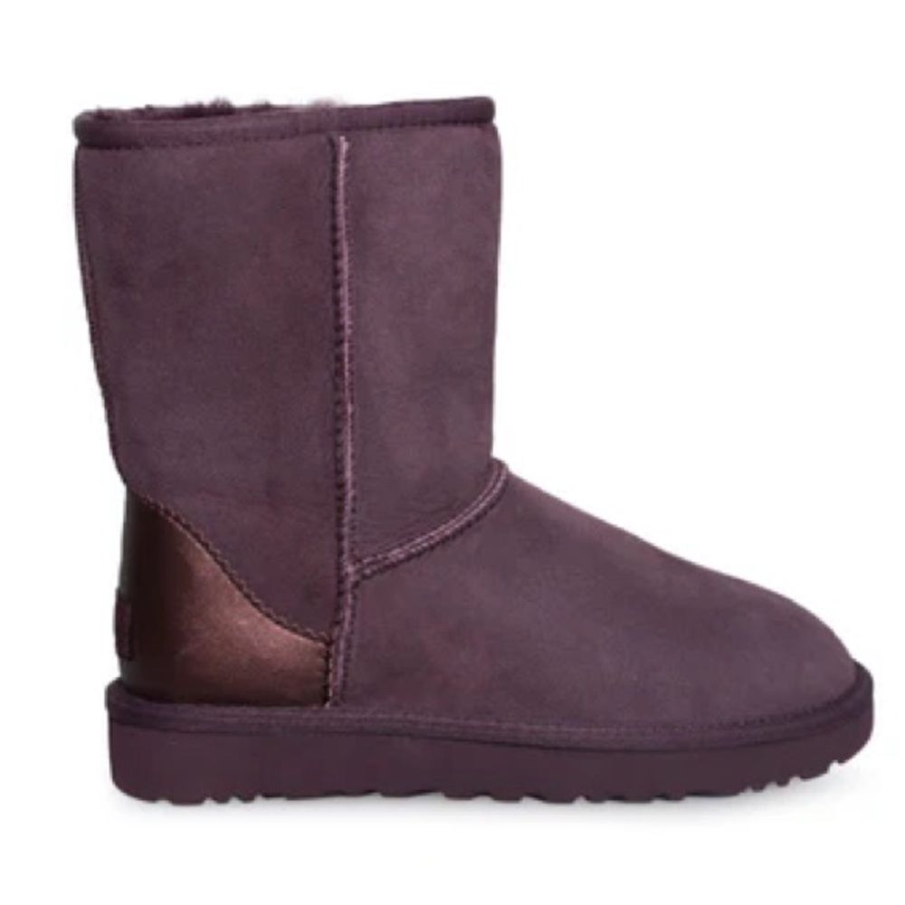 UGG CLASSIC SHORT II METALLIC PORT BOOTS NEW SIZE 5